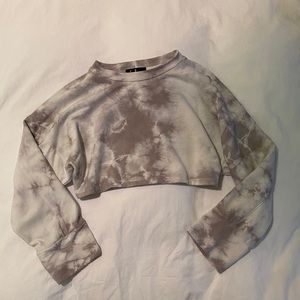 Cozy cropped sweatshirt
